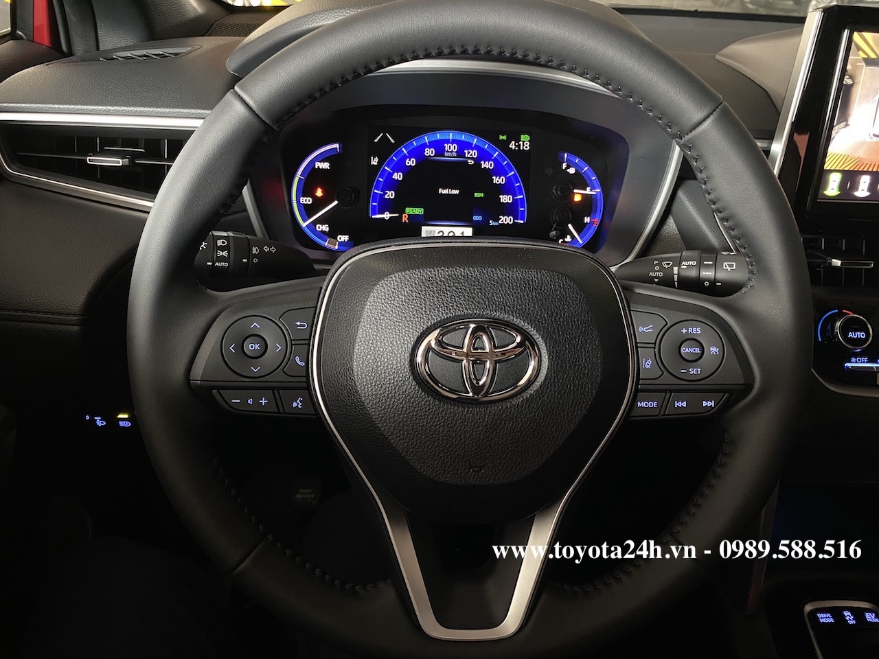 TSS-toyota-Safety-sence-cross-hybrid